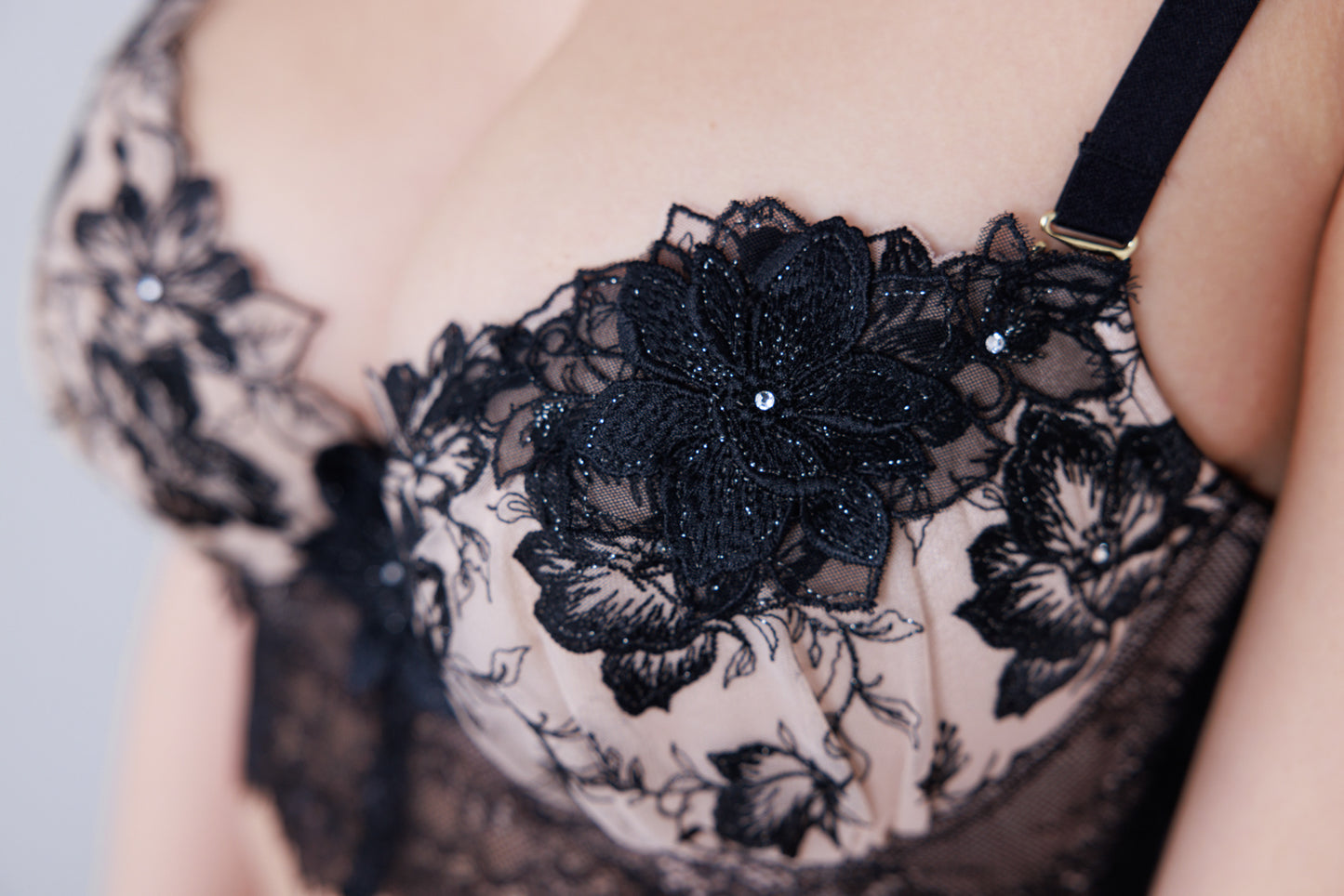 Angel body ブラショーツセット - black